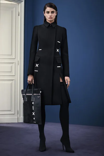 Look 24
